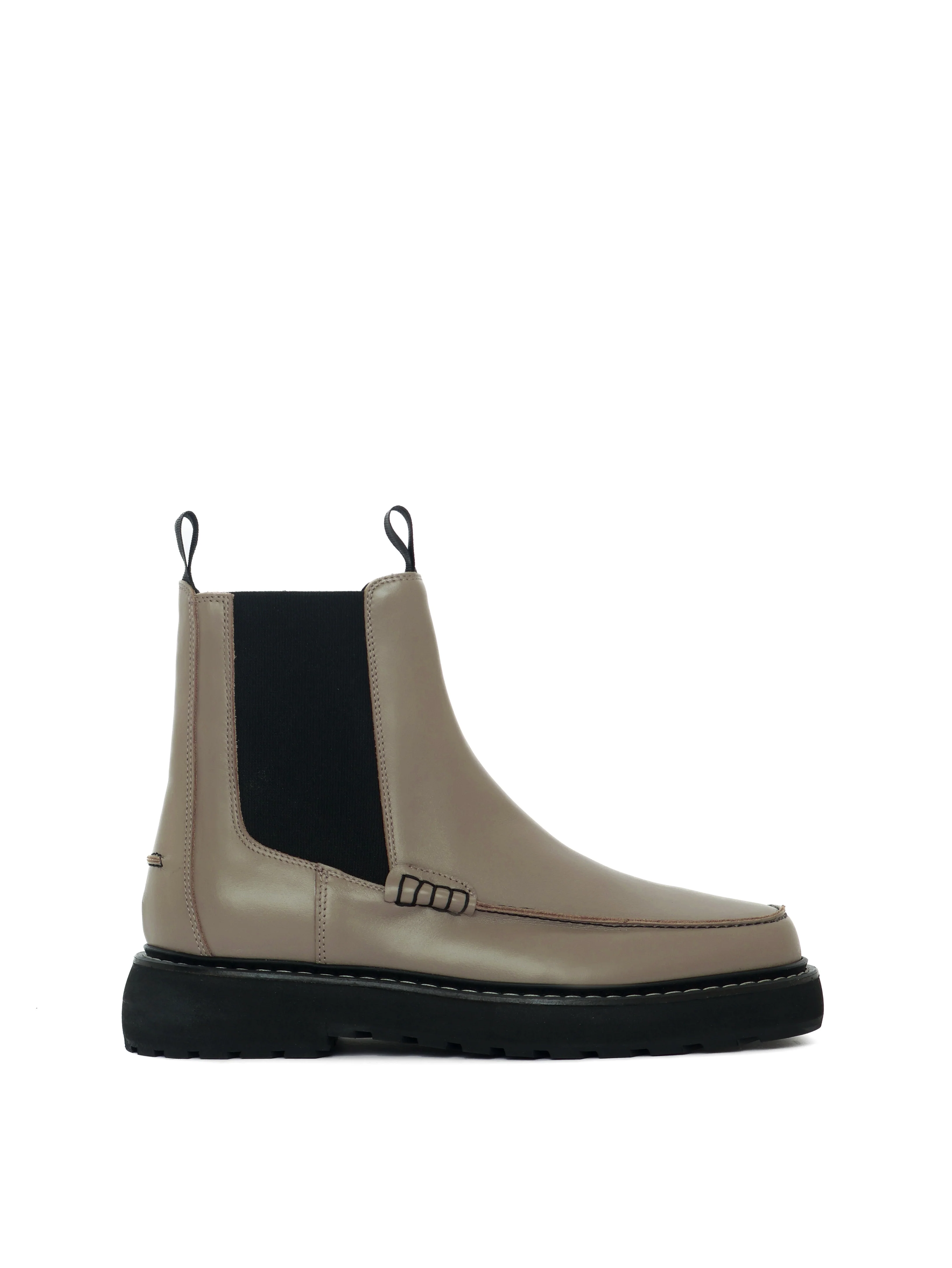 Best women's shoes for large feet